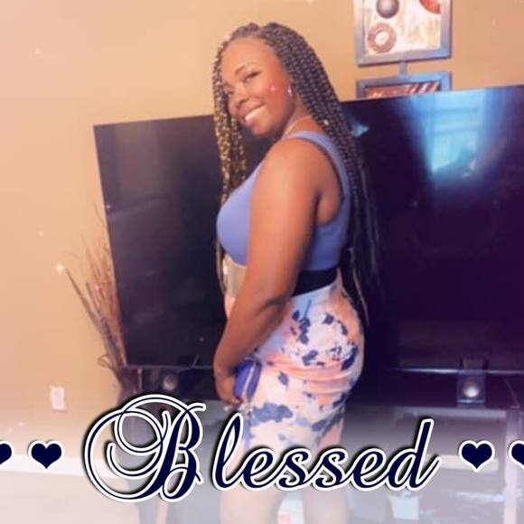 desireelewis724
